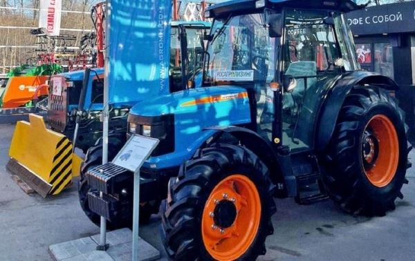 На выставке «Агрокомплекс 2023» в Башкортостане состоялась презентация трактора АГРОМАШ 90ТК