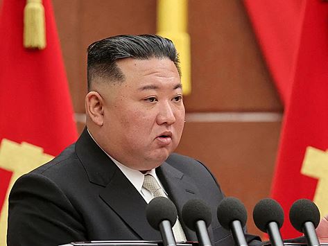 Ким Чен Ын призвал армию уйти в сельское хозяйство