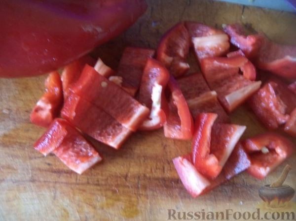 Салат на зиму "Тройка" из баклажанов, перца и помидоров