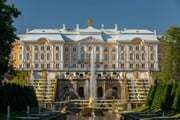 В Петергофе 22 апреля начнут работать фонтаны